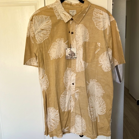NWT Jack O’Neill button down short sleeve - Picture 1 of 3